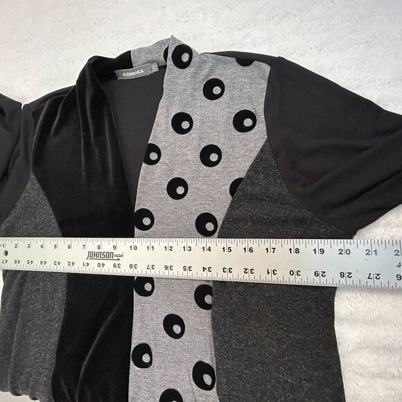 Alembika Womens Long Sleeve V-Neck Patchwork Tunic Top Blouse Size 2 Black Gray - Picture 7 of 8